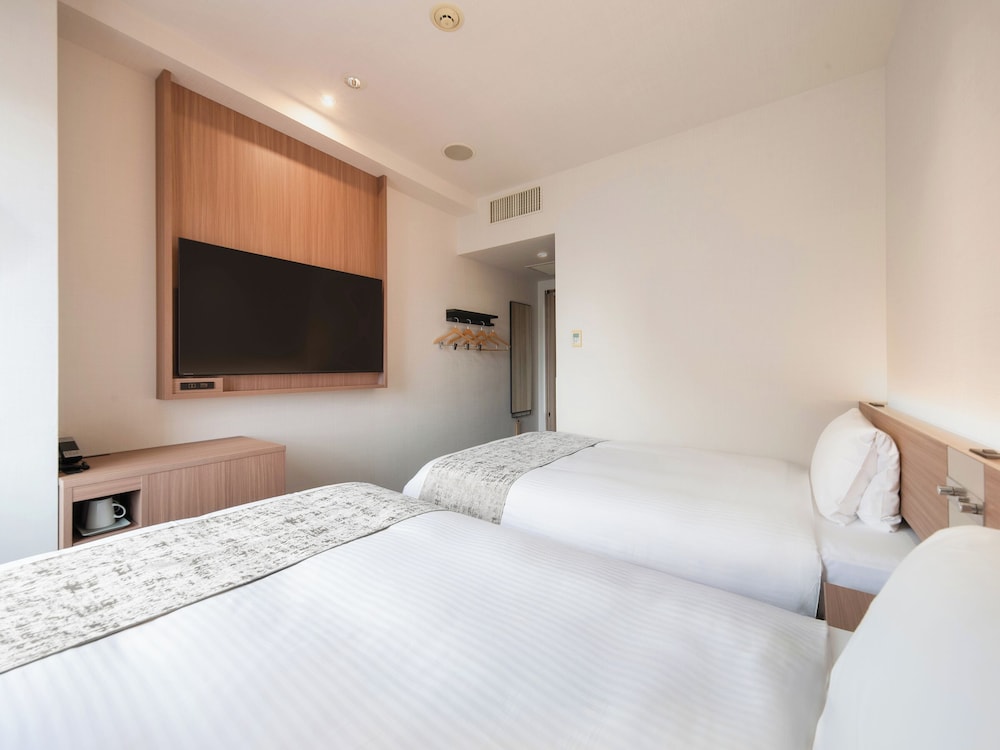 Vessel Inn Hakata Nakasu 26/66