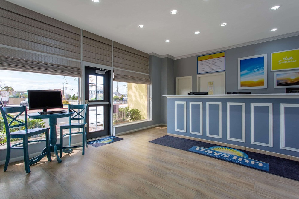 Days Inn by Wyndham Ocean City Oceanfront 4/64