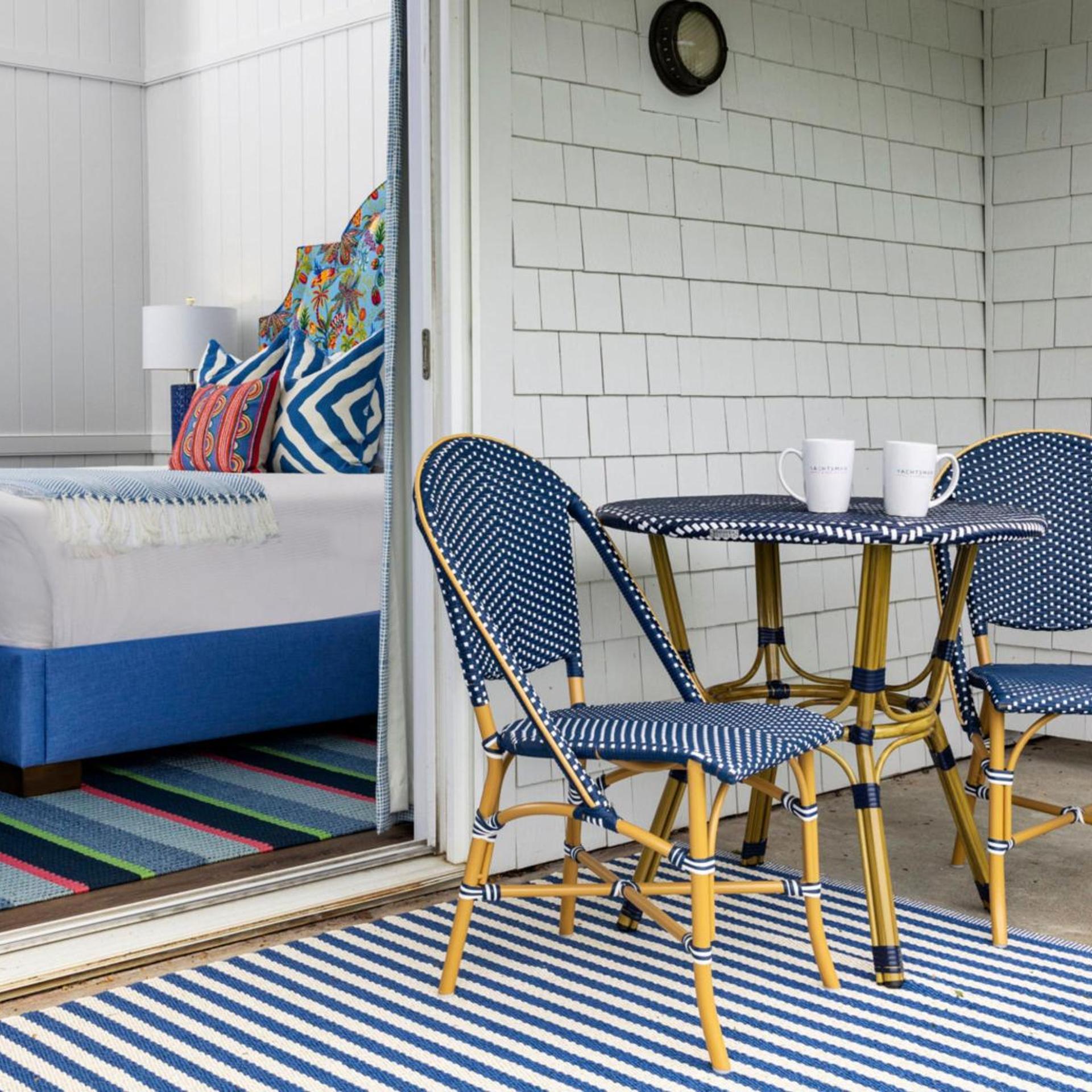 Yachtsman Hotel & Marina Club 33/60