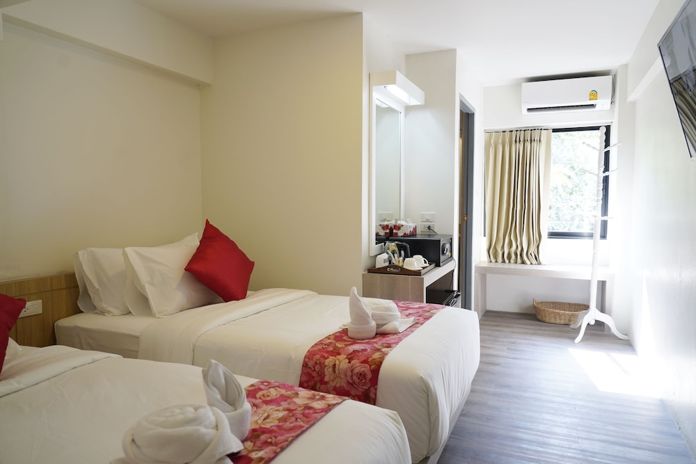 Wild Orchid Villa Bangkok 8/50