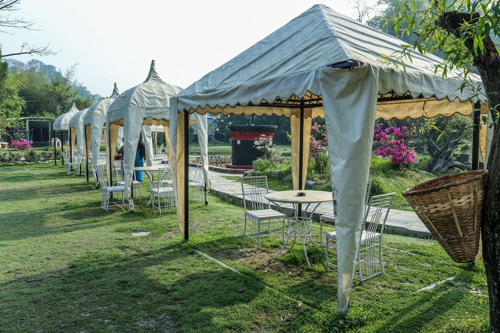 Grand Norling Hotel's Resort 24/30