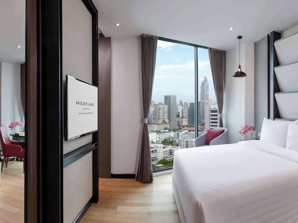 Mercure Bangkok Makkasan 24/79