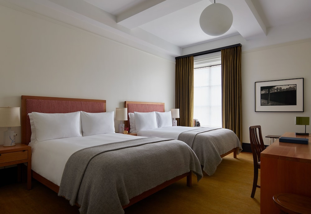 ROOM, 2 QUEEN BEDS