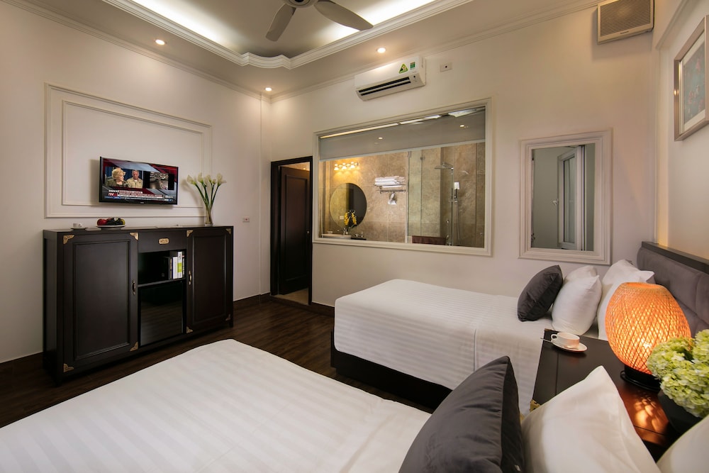Golden Rooster Hotel 26/62