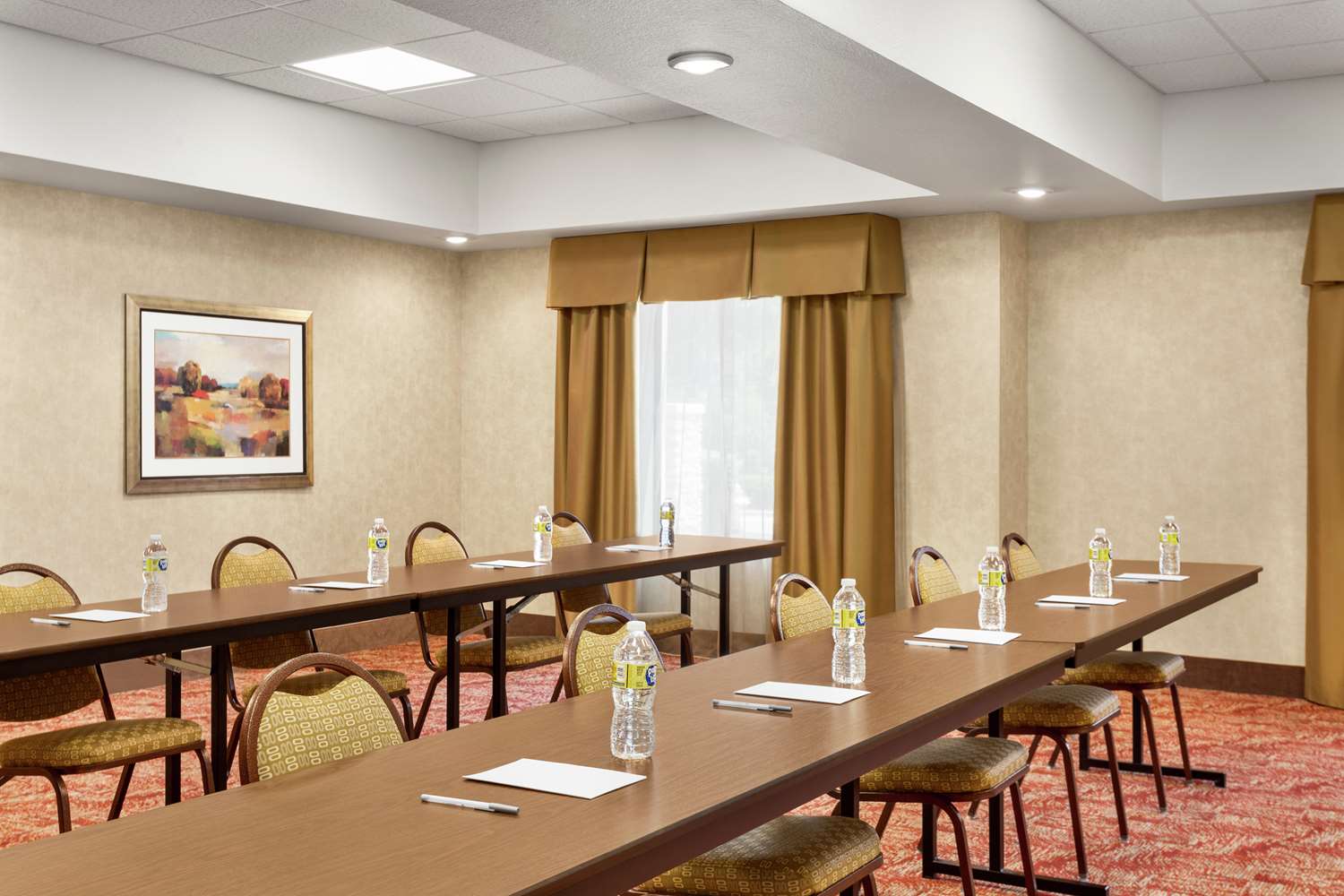 Hampton Inn Sulphur Springs 53/62