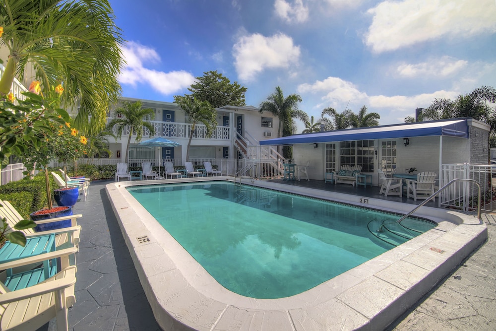 May Dee Suites 54/67