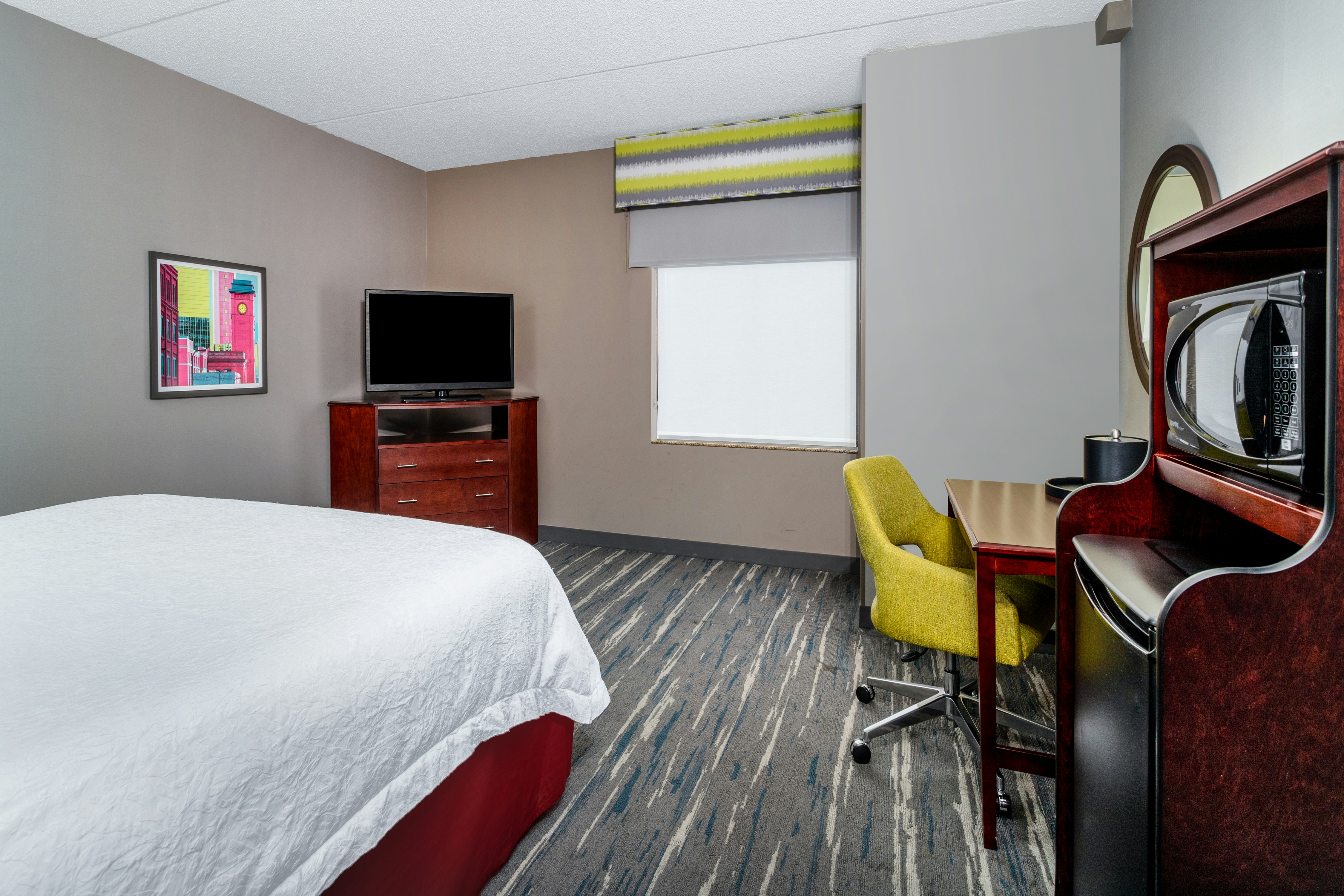 ROOM, KING BED