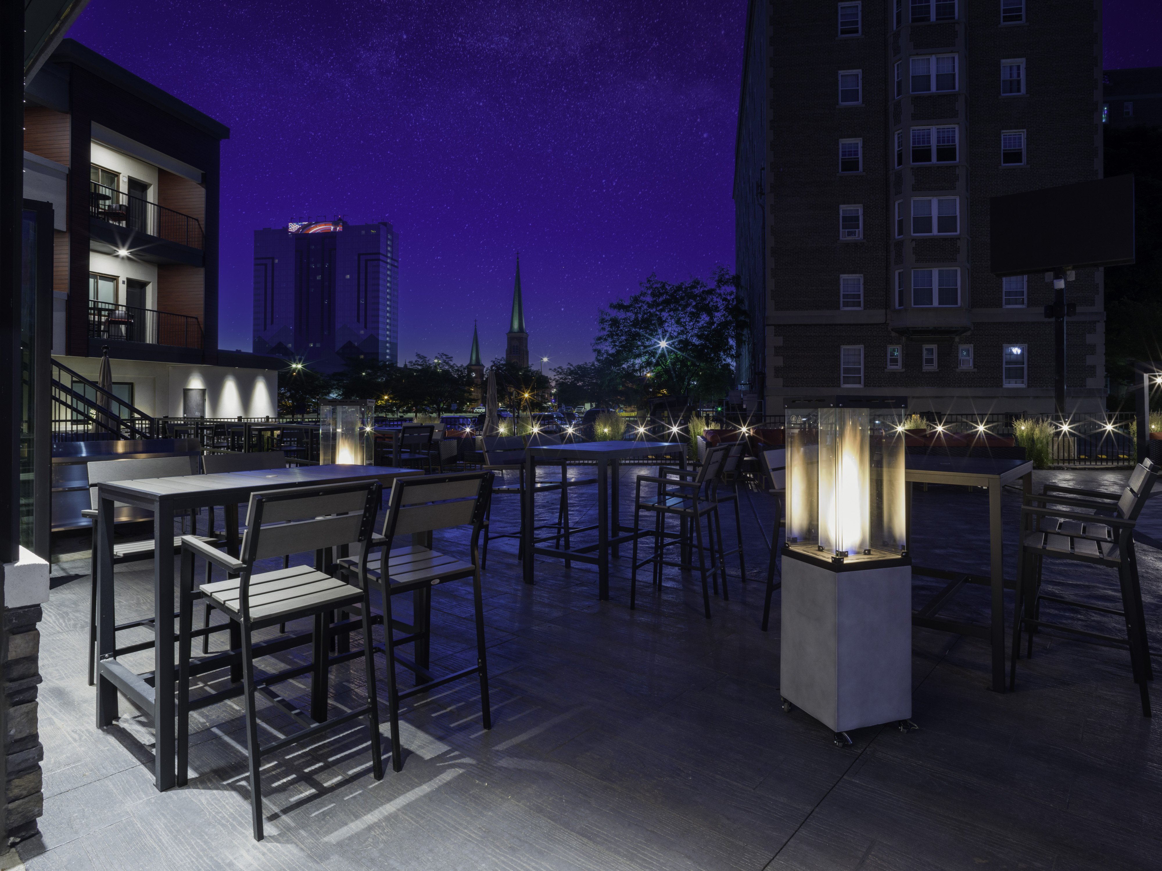 voco Niagara Falls - the Cadence, an IHG Hotel 35/55