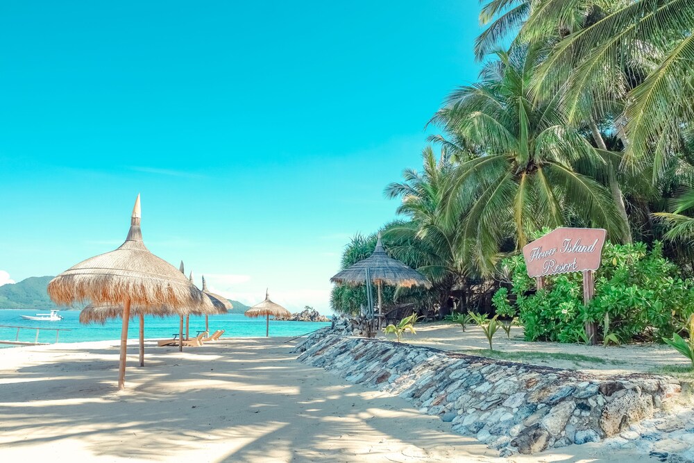 FLOWER ISLAND RESORT 69/71