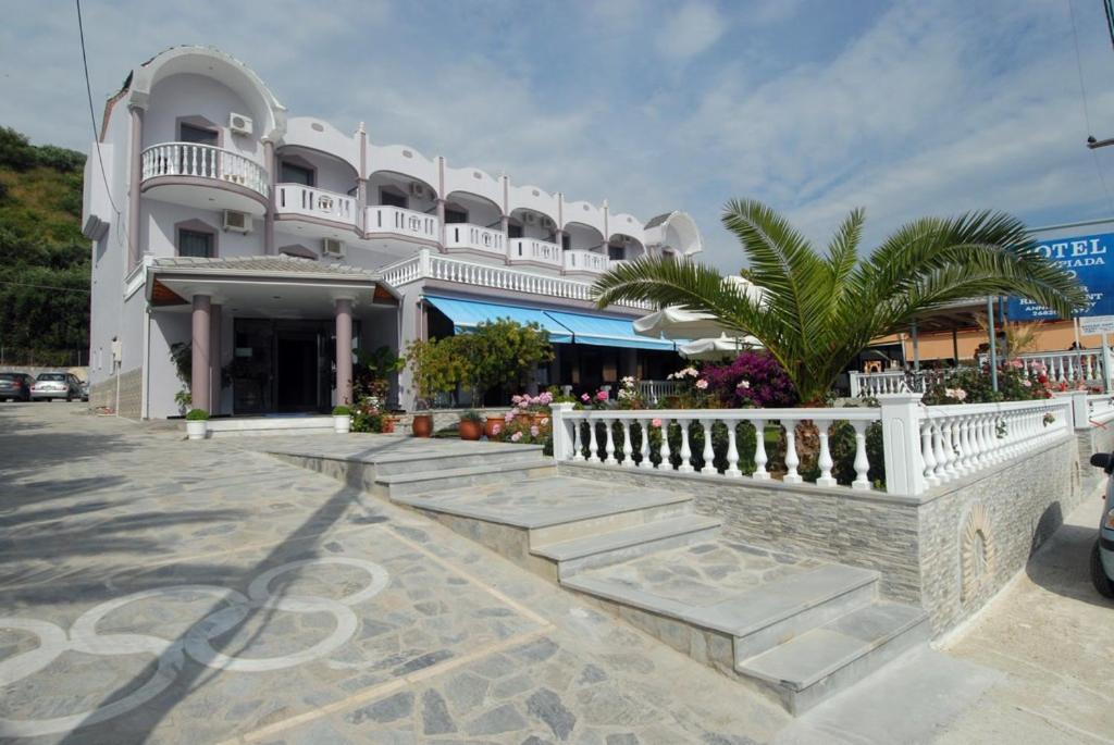 Olympiada Hotel 28/31