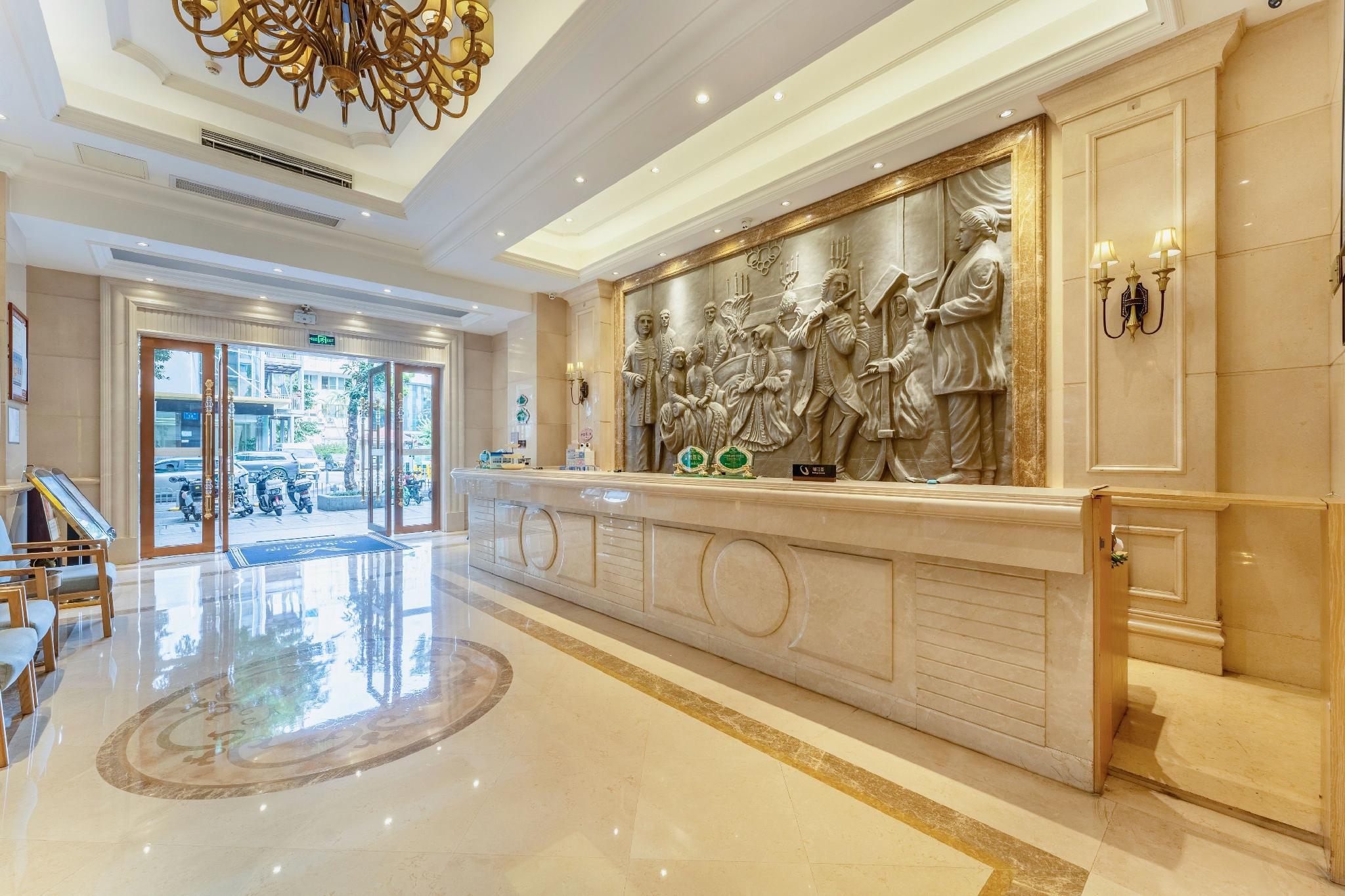 Vienna Hotel (Shenzhen Huaqiang North) 12/44