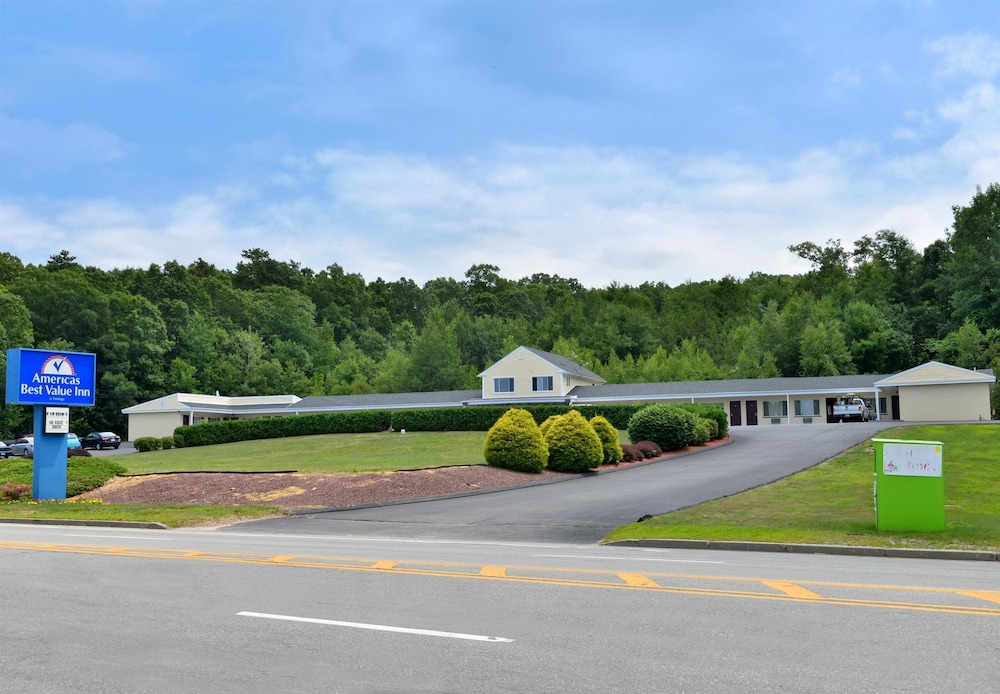 Americas Best Value Inn-Providence/North Scituate 10/15