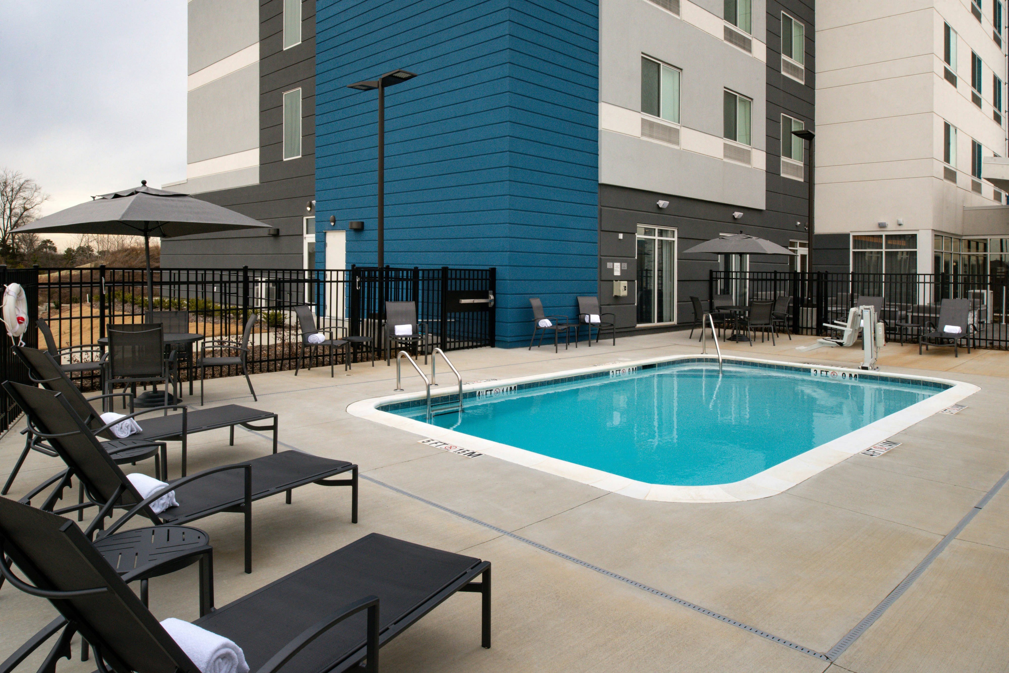 Fairfield Inn & Suites by Marriott Charlotte University Research Park 17/17