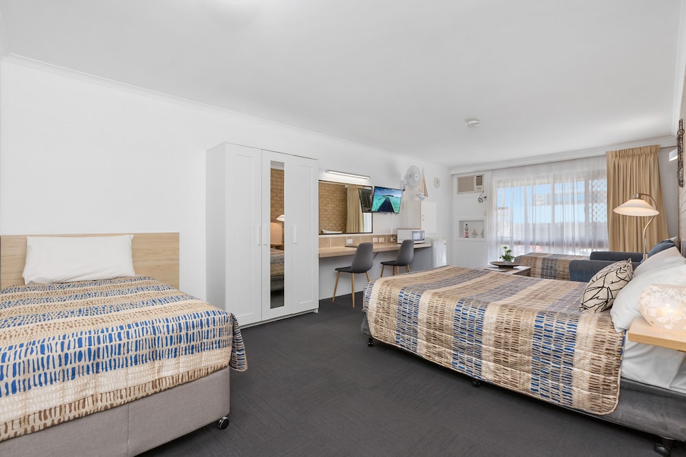 Tweed Harbour Motor Inn 14/57