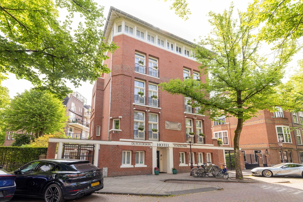 Dutch Design Hotel Vondelpark 40/50