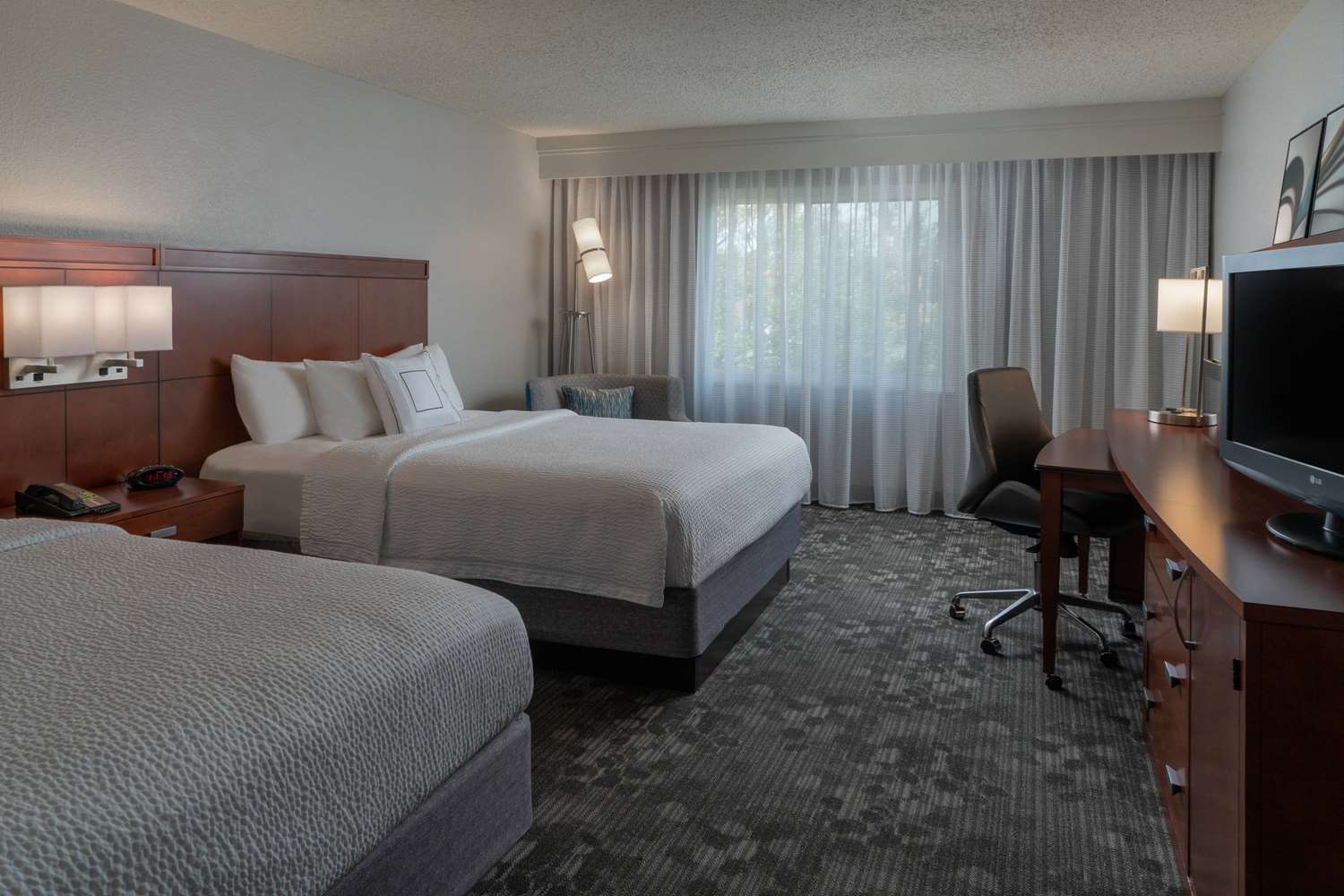 DELUXE, 2 QUEEN BEDS