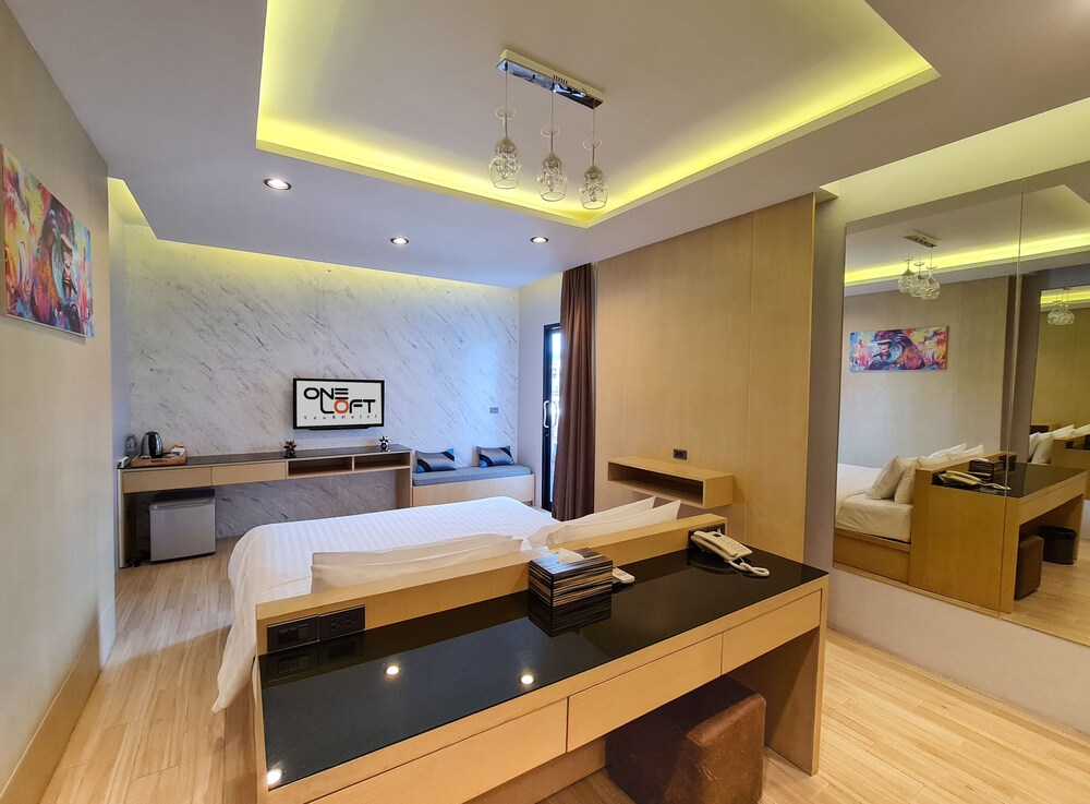 ONE LOFT HOTEL 19/50