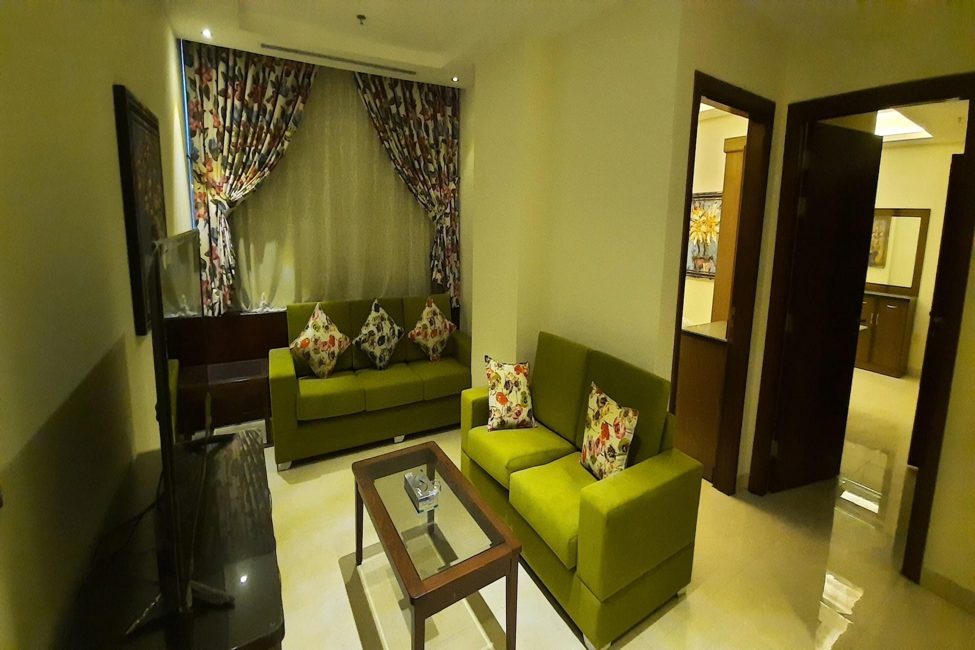 The Blue Rose Hotel 38/56