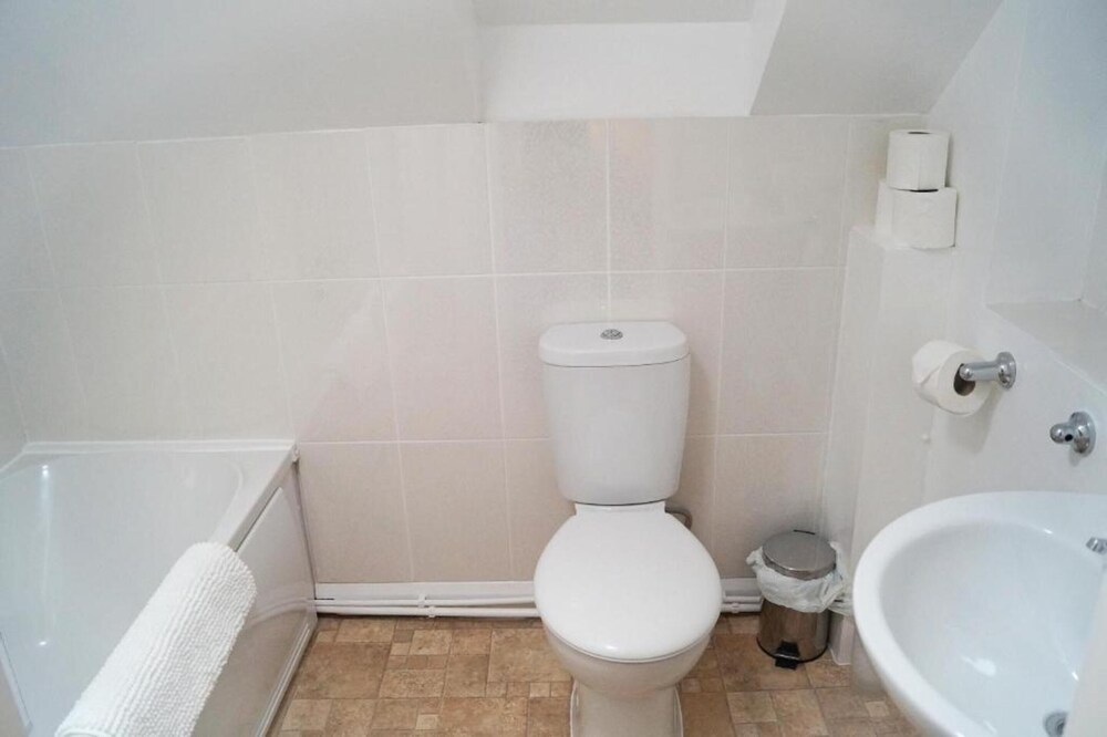 OYO Ricky Road Guest House - Budget 59/59