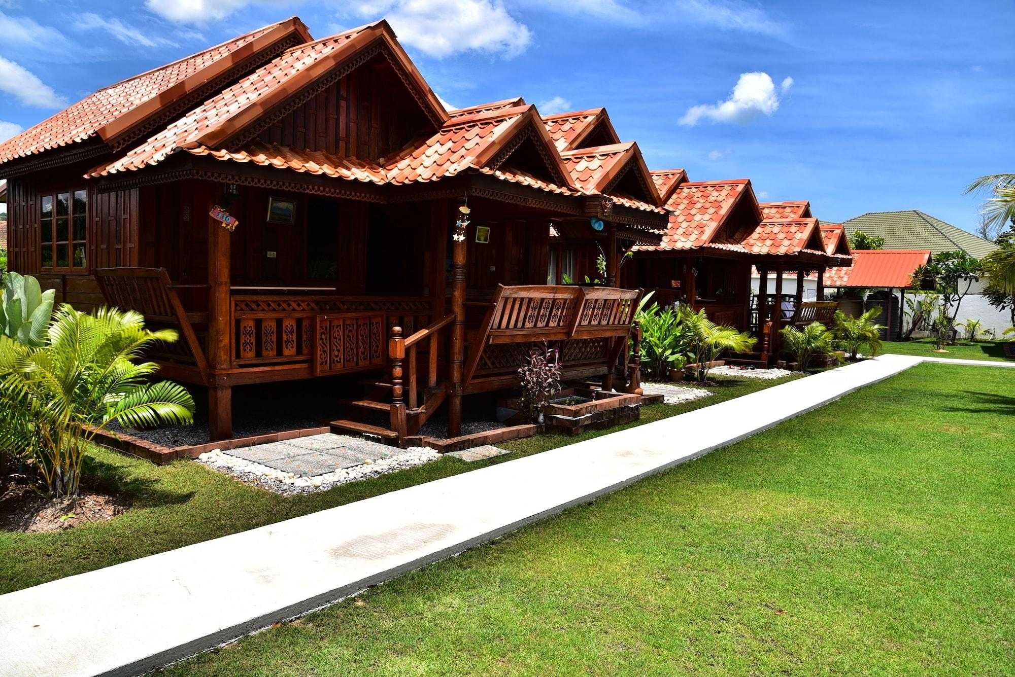 Thai House Resort 44/47