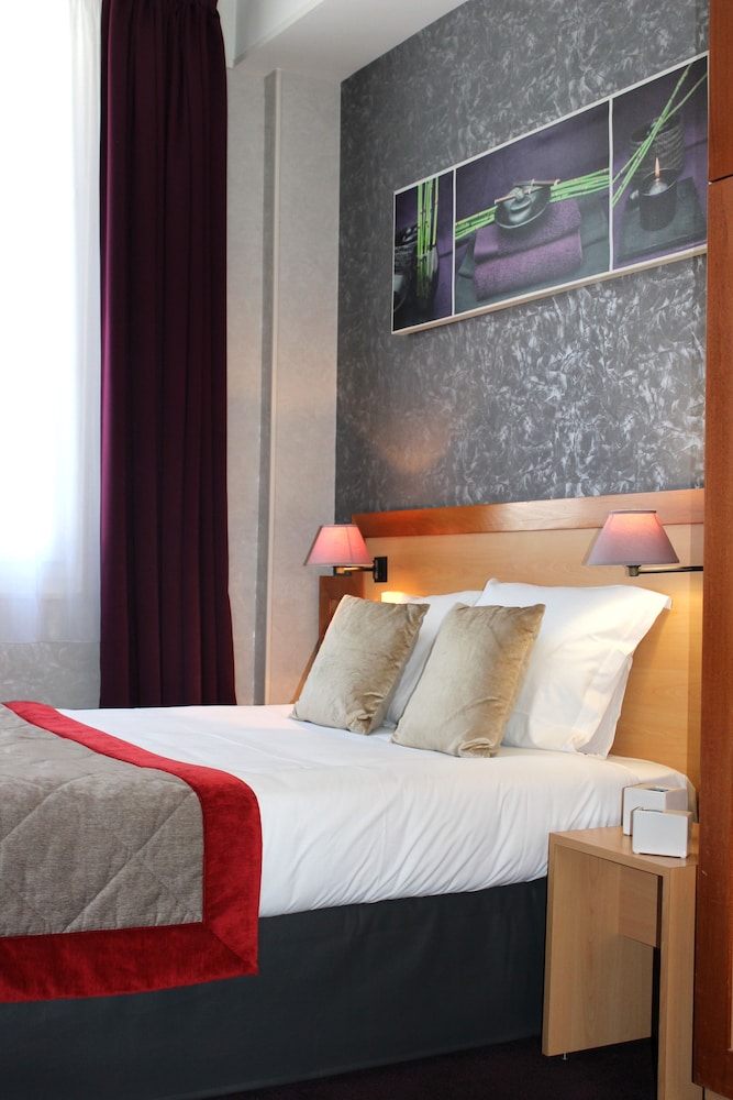 Hotel Du Chemin Vert 22/46