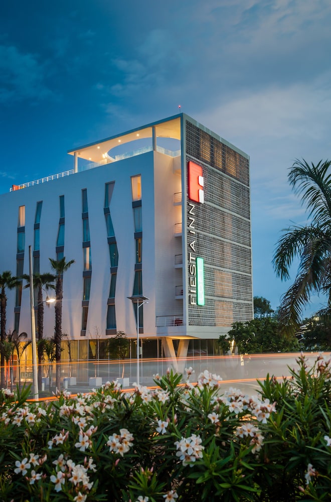 Fiesta Inn and Loft Ciudad del Carmen 2/50
