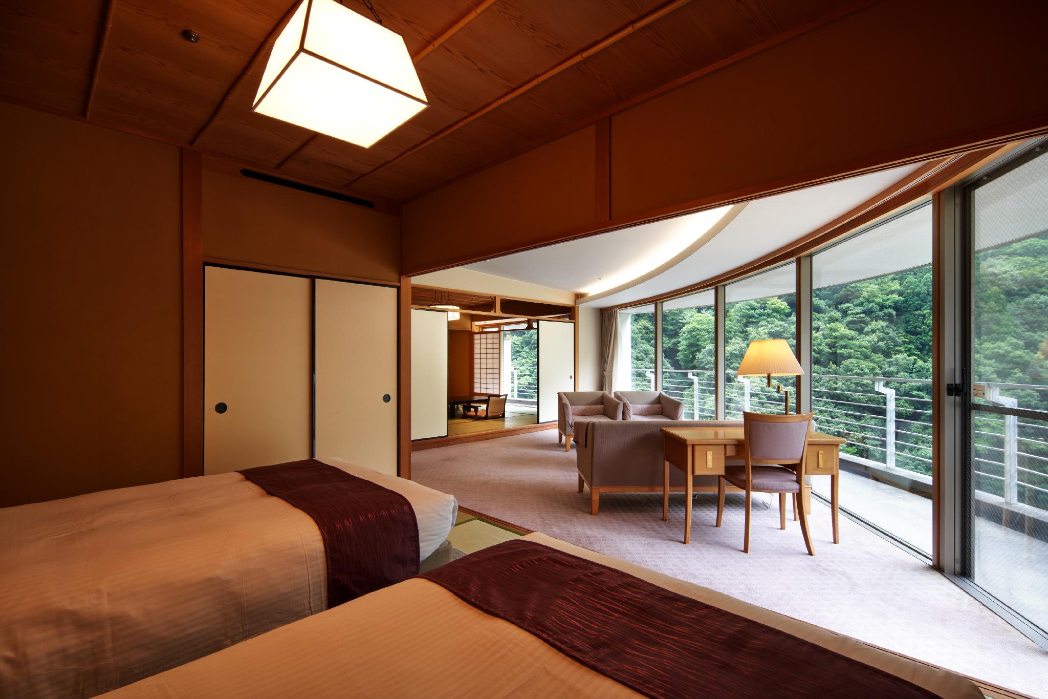 Japanese, Deluxe, Suite, River View, Tatami, Valley Side