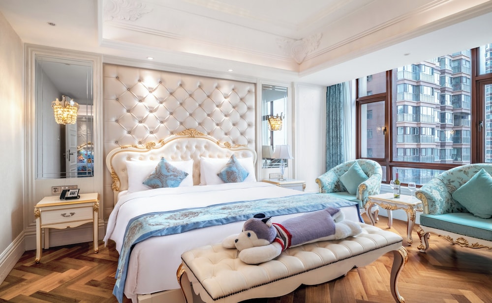 FAMILY SUITE, MULTIPLE BEDS