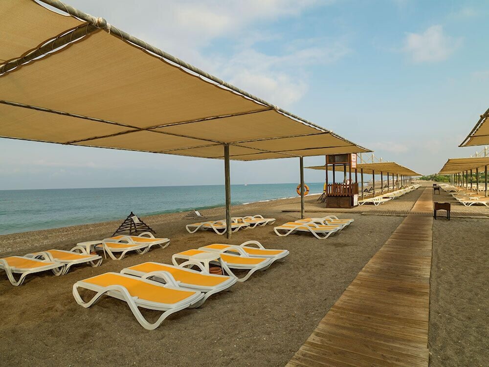 Club Felicia Village 68/69