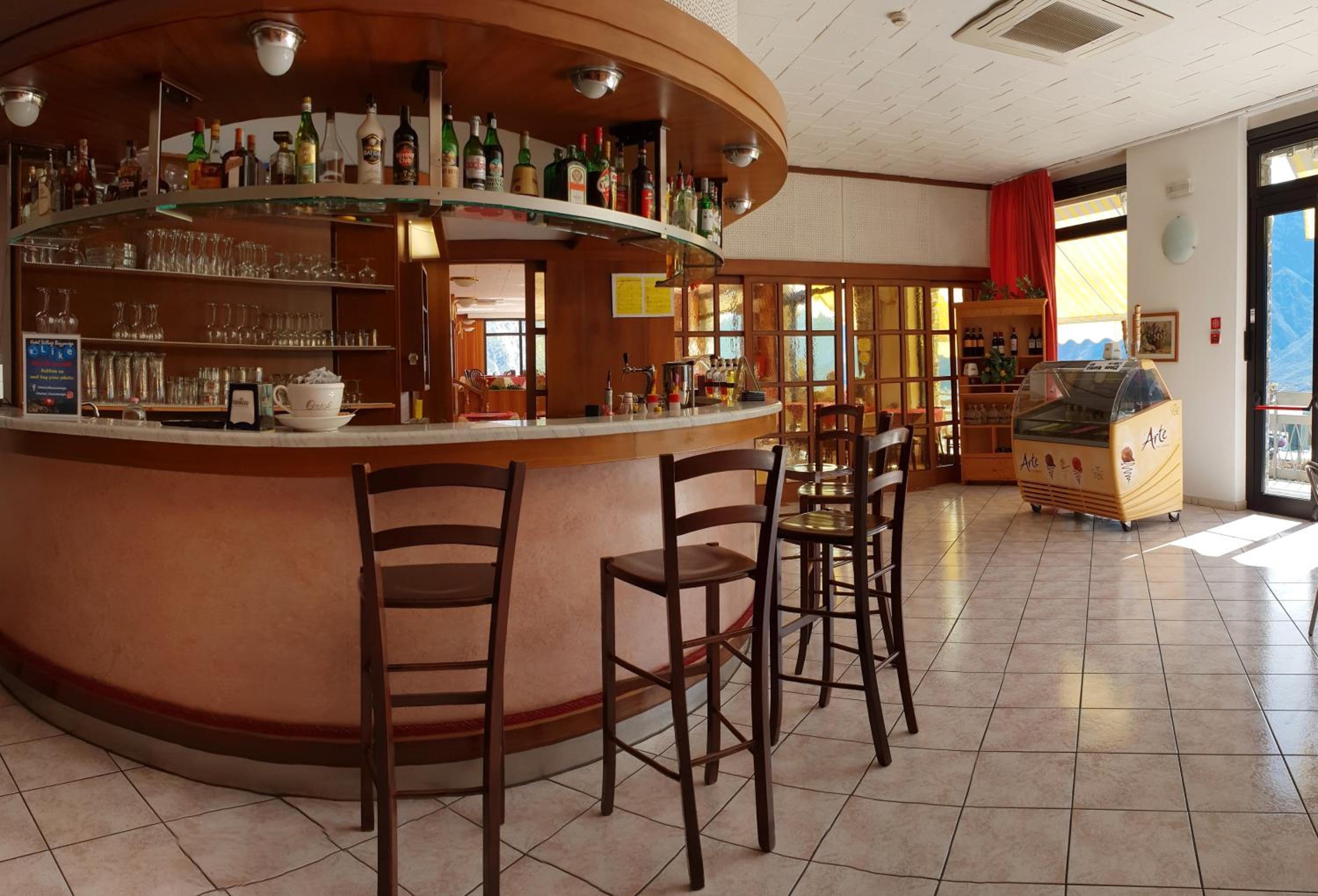Hotel Village Bazzanega 36/50