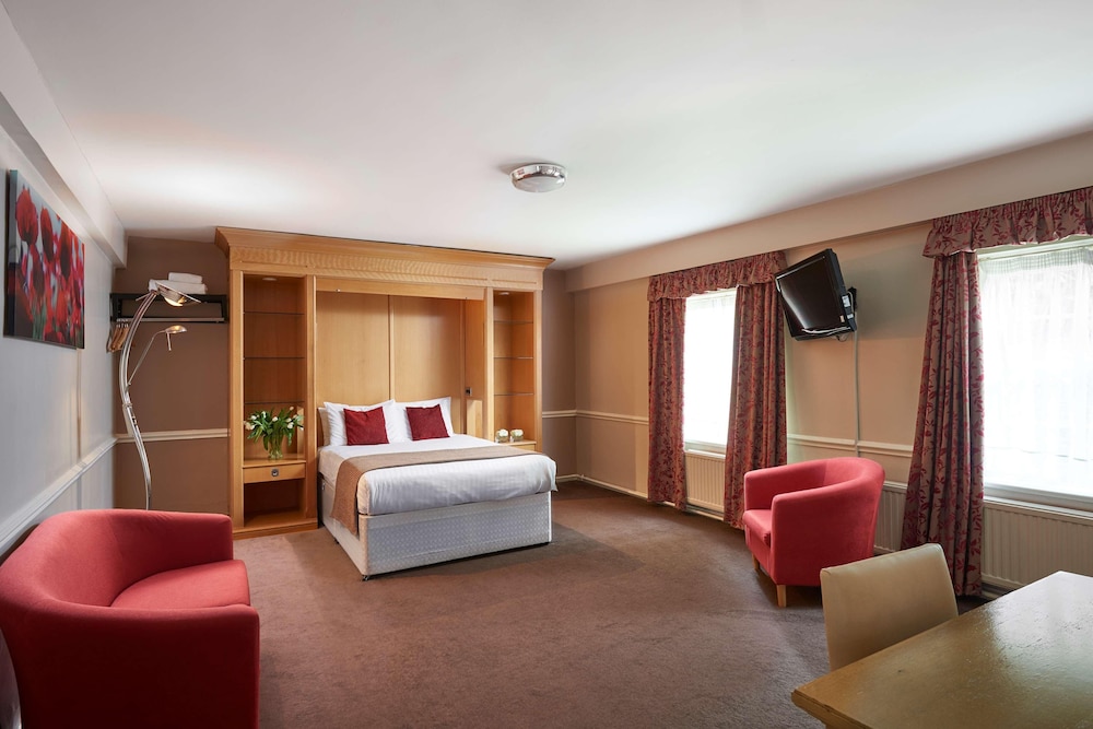 The Regency Hotel Solihull Formely Corus Solihull Hotel 23/35