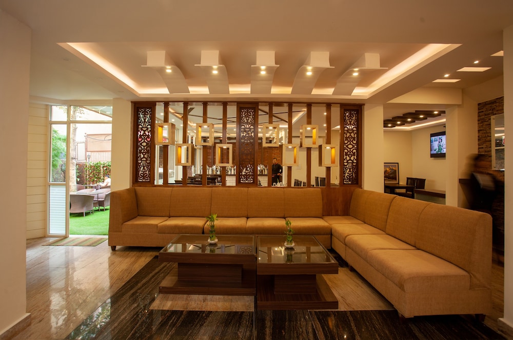 Hotel Jampa 33/50