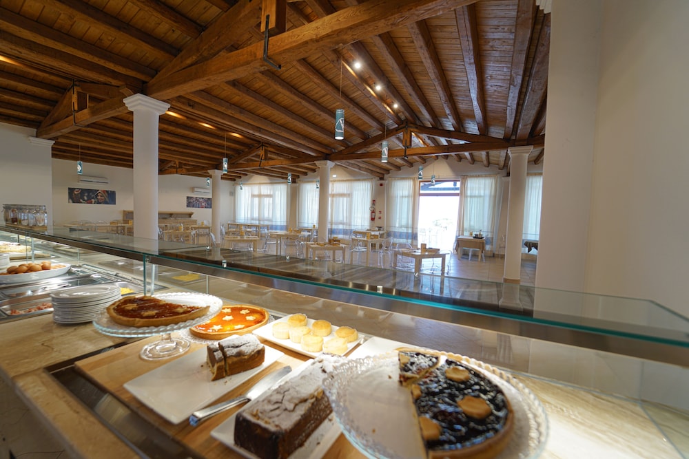 Gh Santina Resort And Spa 22/41