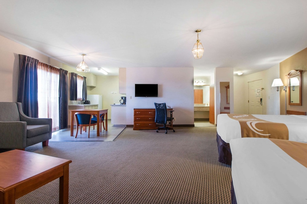Quality Inn & Suites Crescent City Redwood Coast 17/52