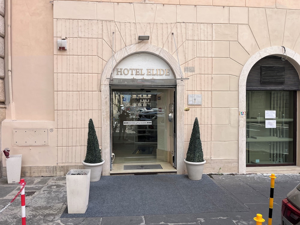 Elide Hotel 2/49