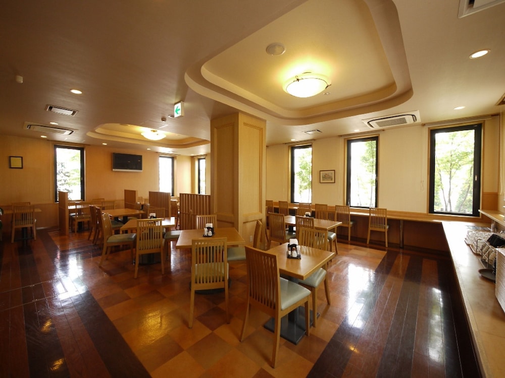 Hotel Route-Inn Shiojirikita Inter 31/41