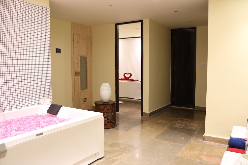 Justa Sajjangarh Resort And Spa 21/50