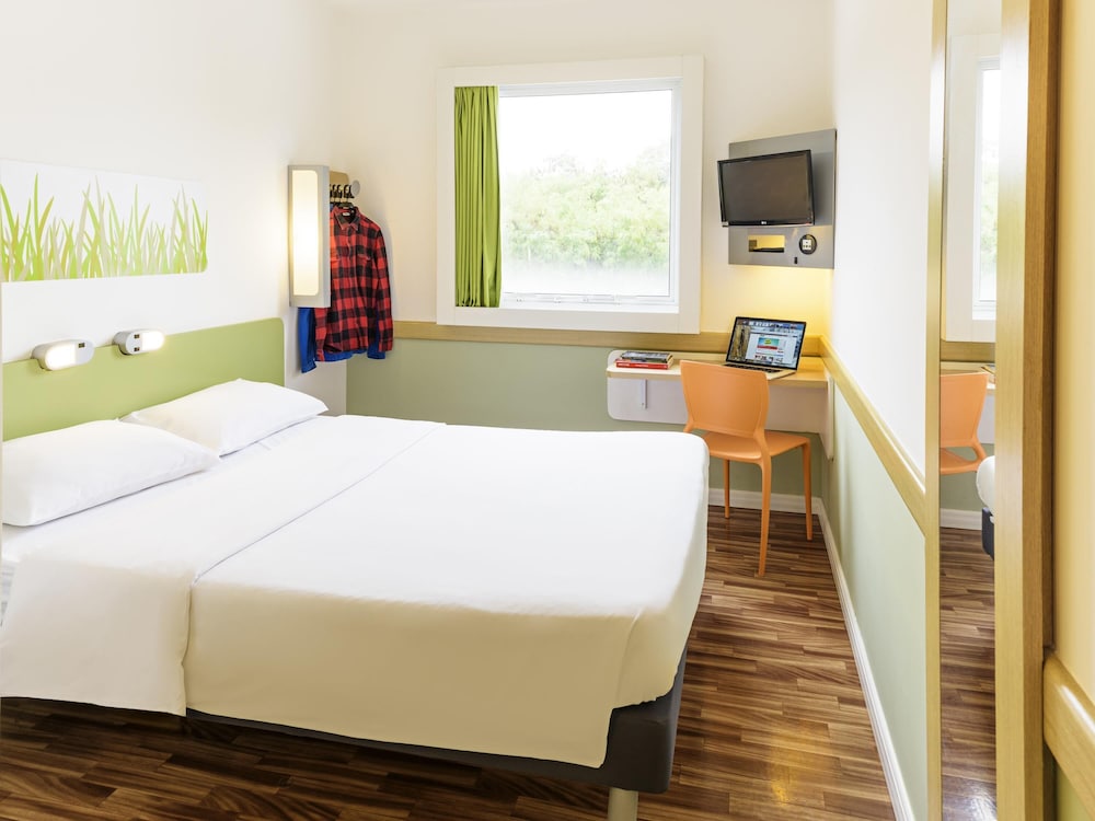 Ibis Budget Piracicaba 31/64