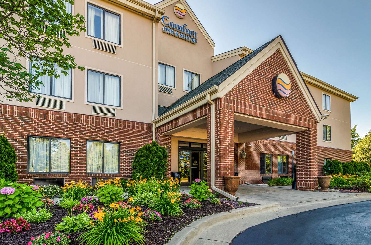 Comfort Inn & Suites University South 1/28