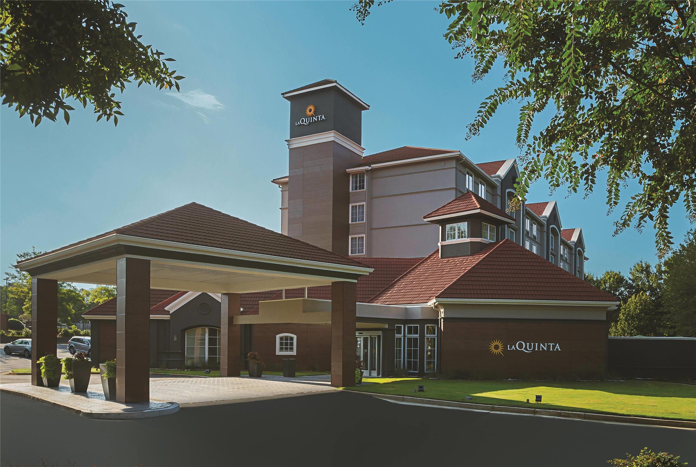 La Quinta Inn & Suites by Wyndham Atlanta Alpharetta 4/37