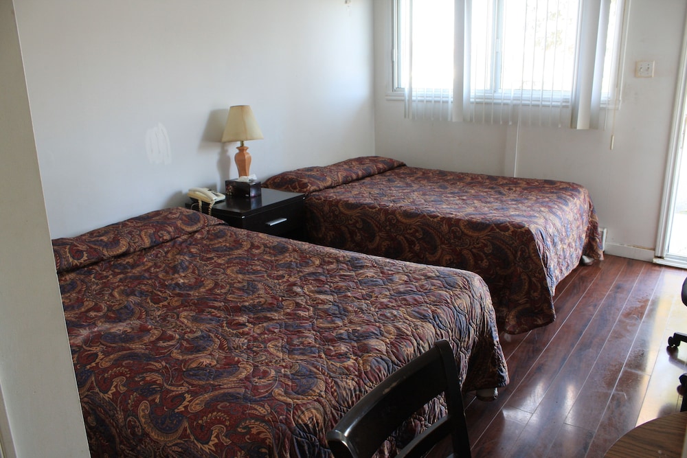Grand Motel Saint Hubert 14/33