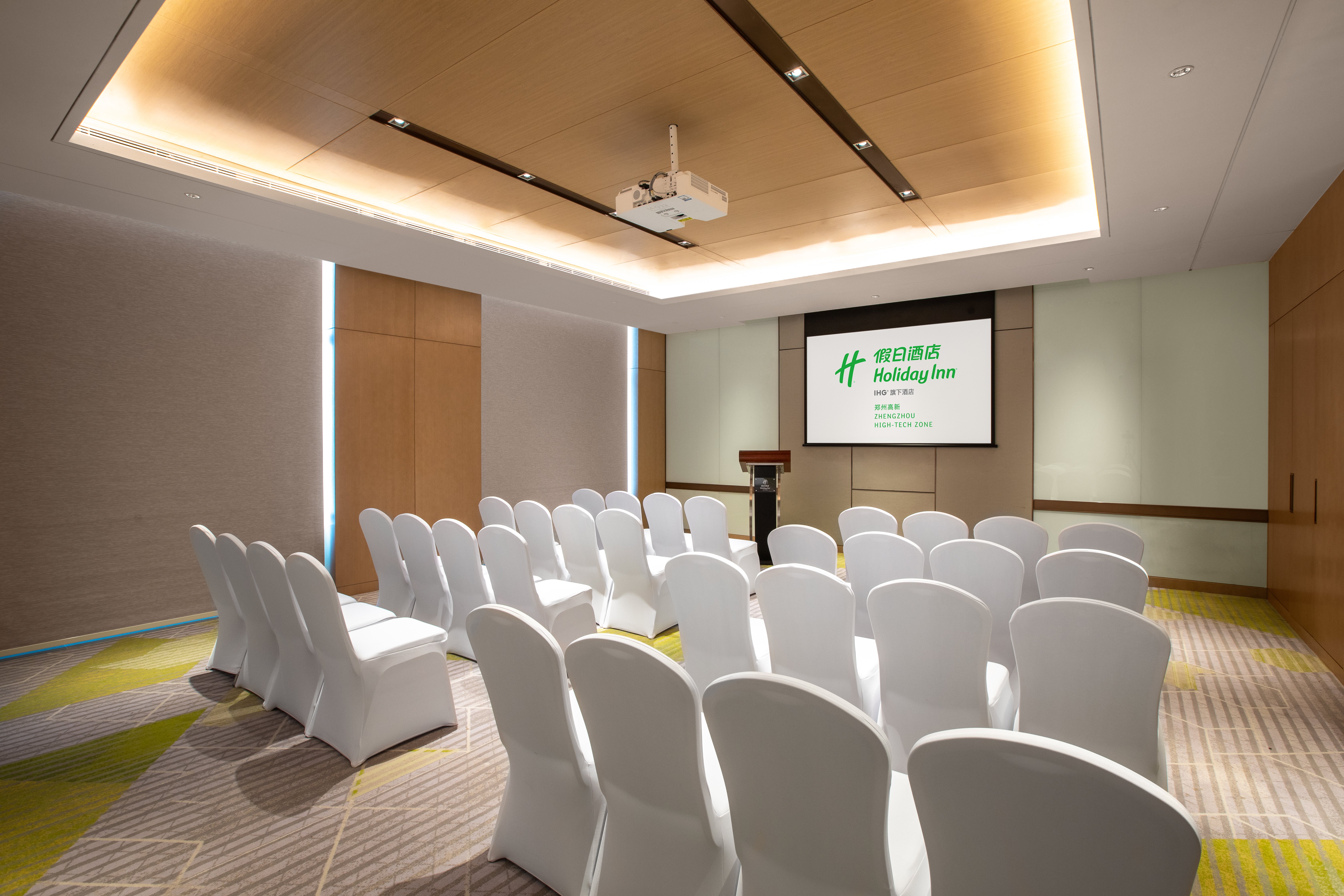 Holiday Inn Zhengzhou High-Tech Zone 58/74