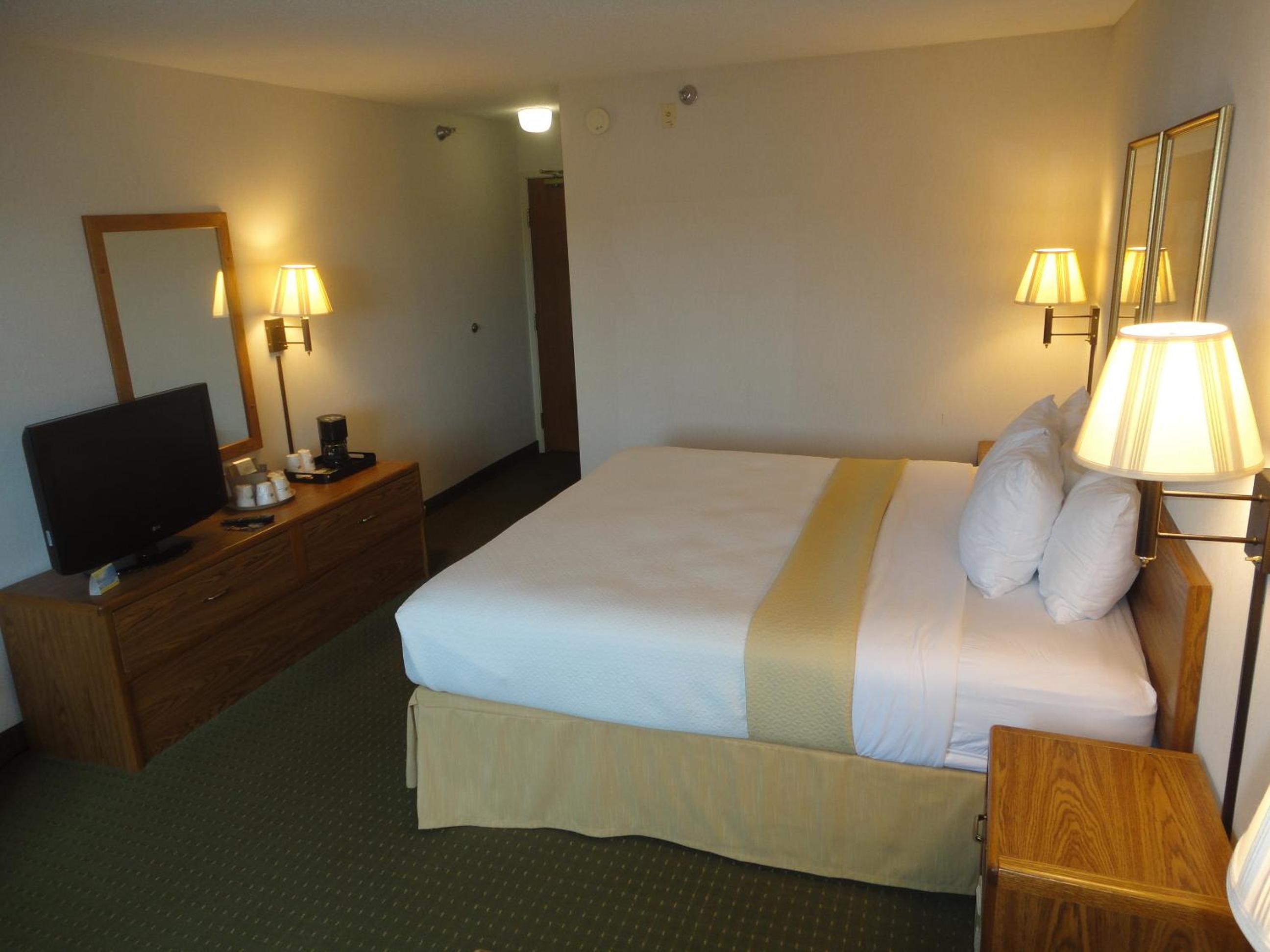 Days Inn By Wyndham Rapid City 4/39