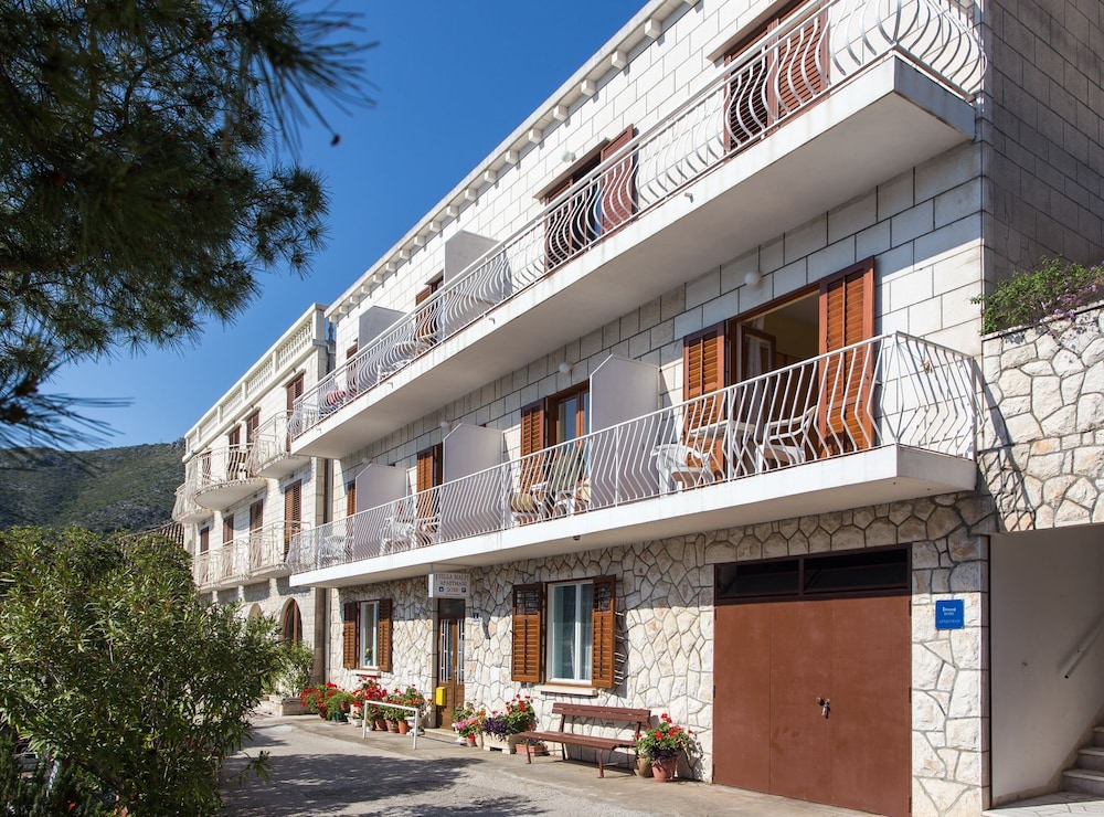 Villa Malfi 2/71