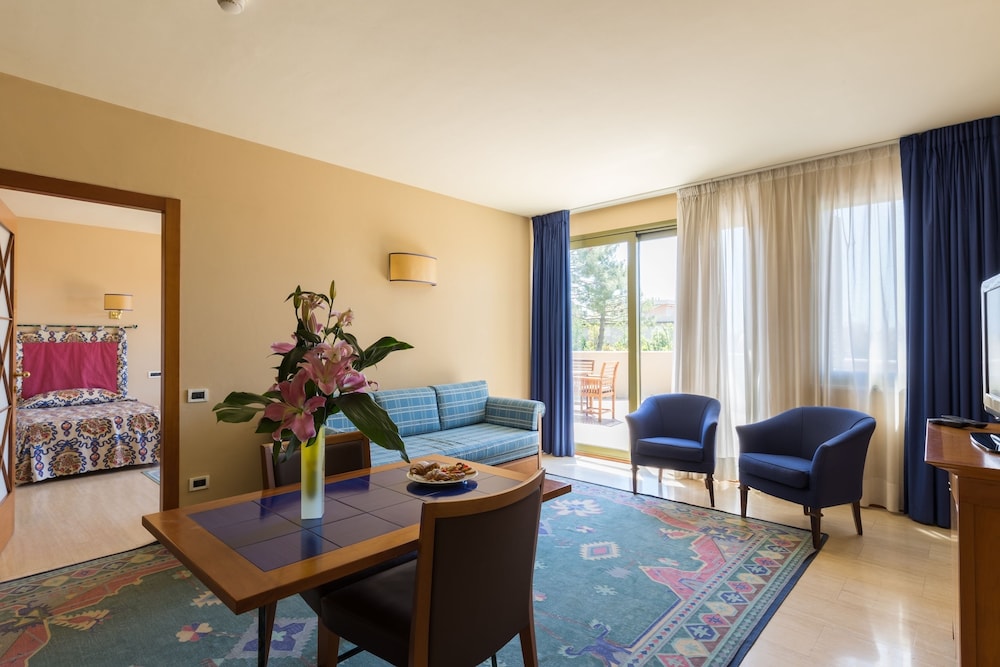 Hotel Villa Undulna 49/77