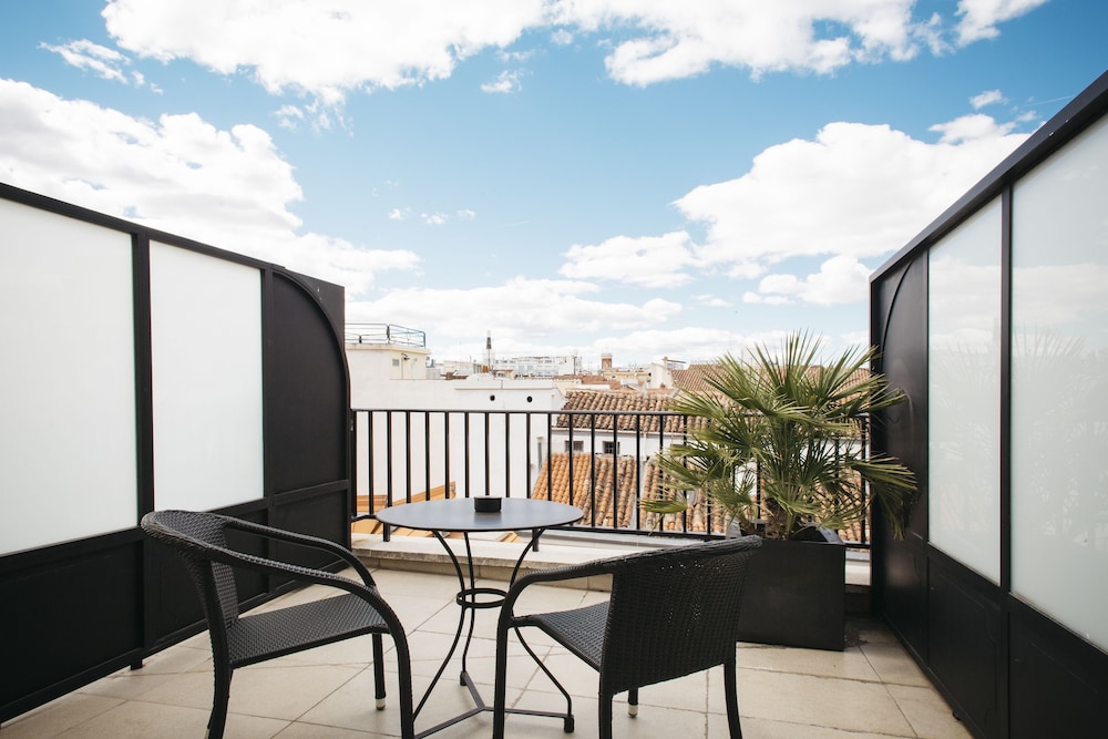 Hotel Villa Real 54/60