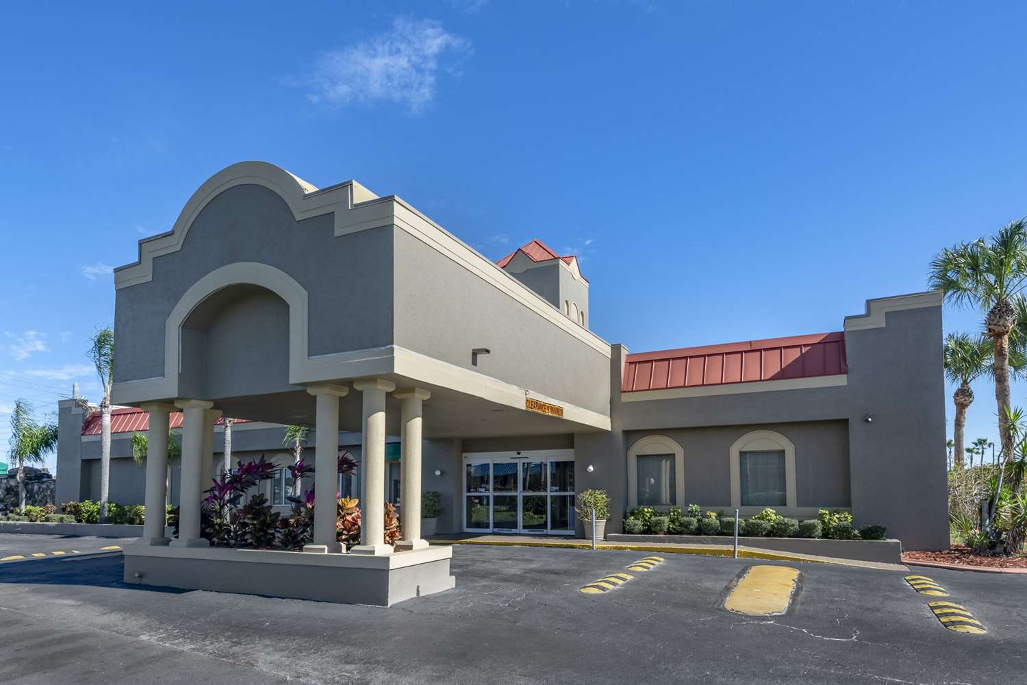 Quality Inn Kennedy Space Center 6/47