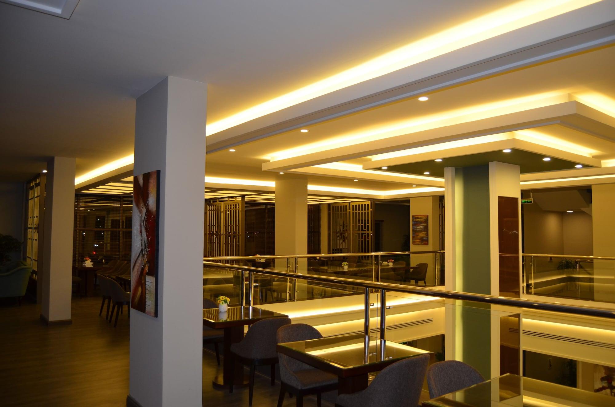 فندق تربل تري(Triple Tree Hotel) 26/50