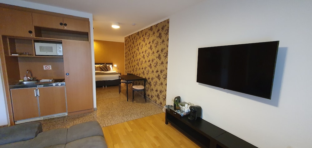 Solitaire Hotel Boardinghouse Berlin 46/65