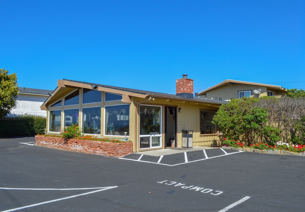 Silver Surf Motel 65/72